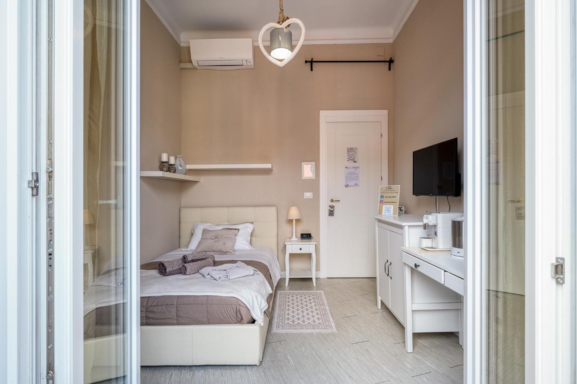 Your House Rooms Генуя Экстерьер фото